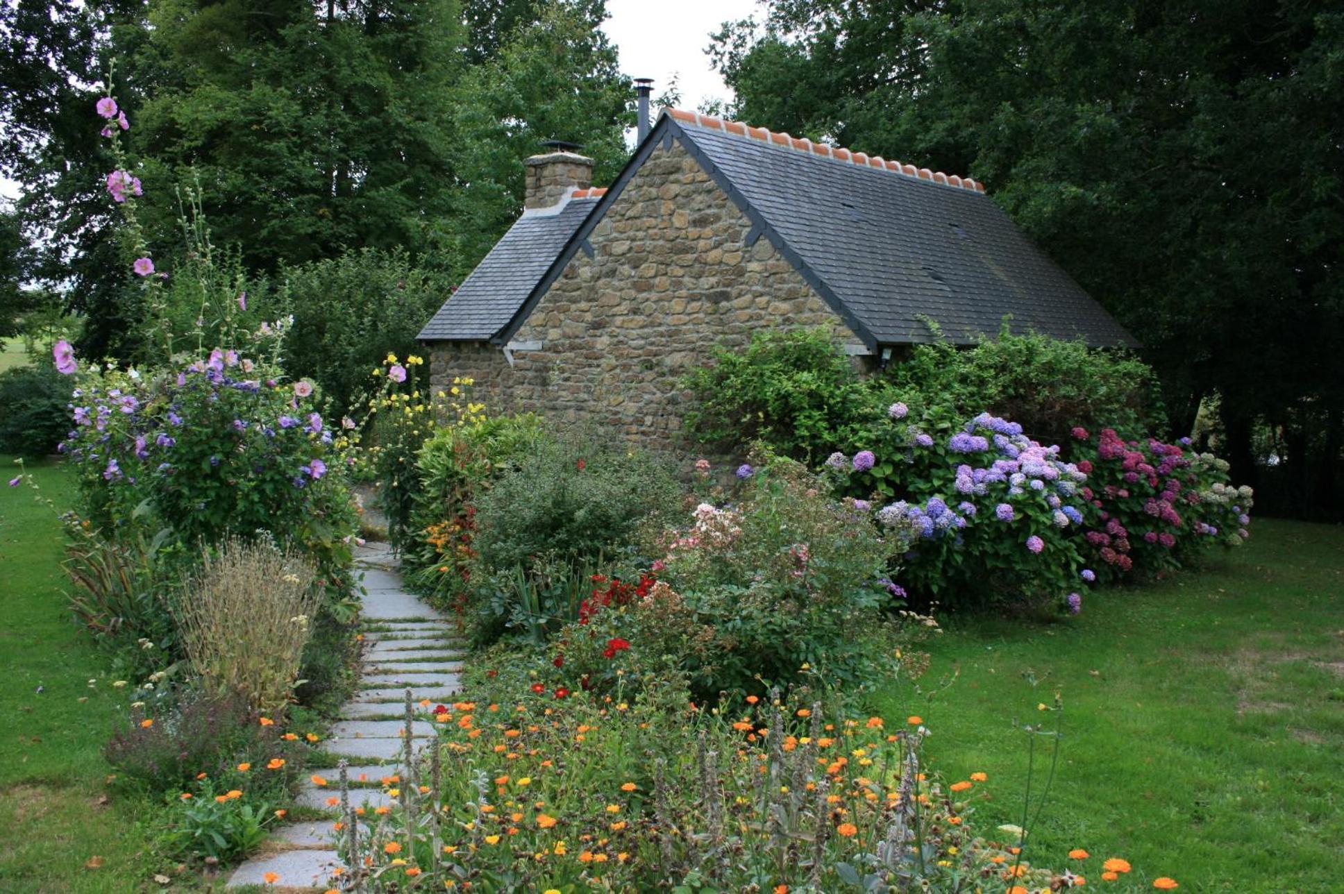 Au Pont Ricoul Bed & Breakfast Saint-Pierre-de-Plesguen ภายนอก รูปภาพ