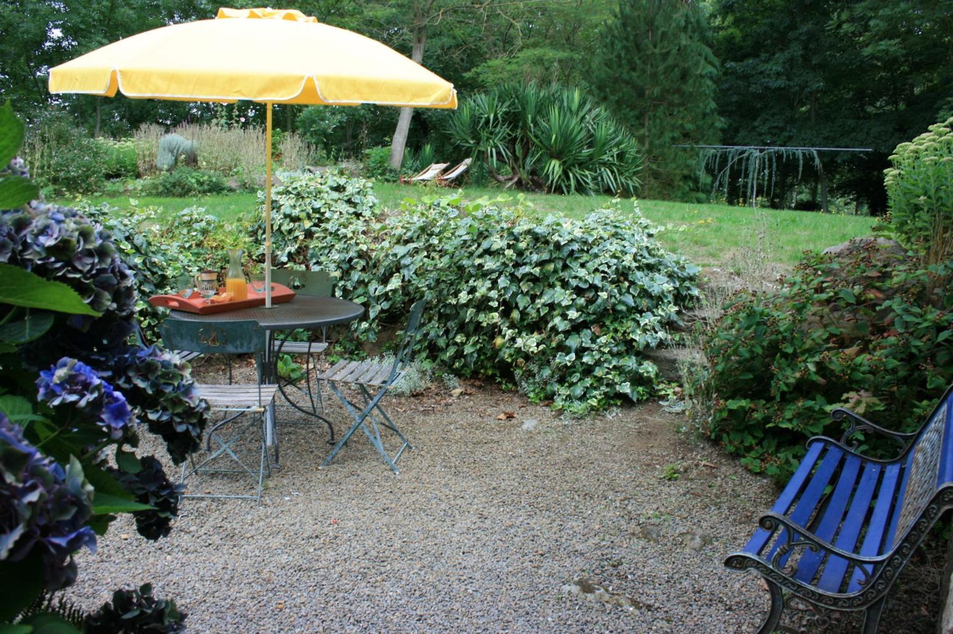 Au Pont Ricoul Bed & Breakfast Saint-Pierre-de-Plesguen ภายนอก รูปภาพ