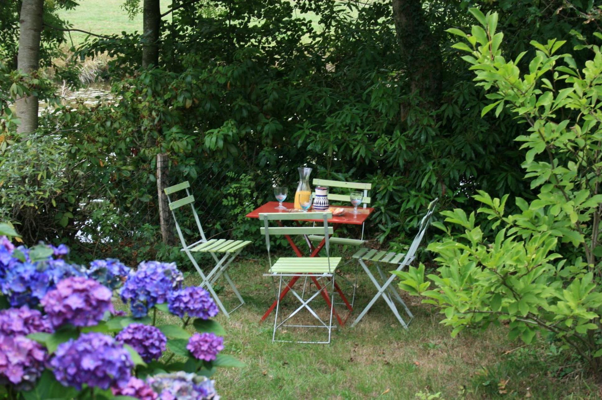 Au Pont Ricoul Bed & Breakfast Saint-Pierre-de-Plesguen ภายนอก รูปภาพ